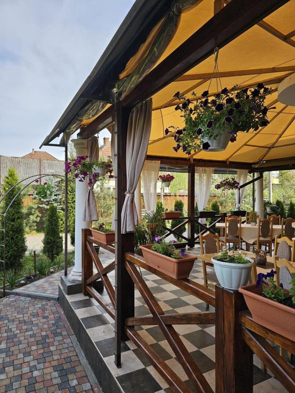 Minihotel Zolotoe Runo Ploskoye Exterior photo