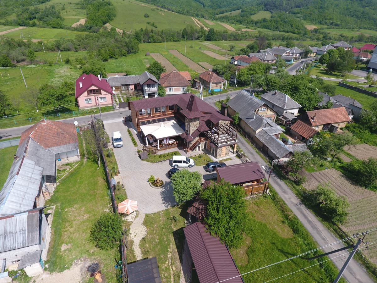 Minihotel Zolotoe Runo Ploskoye Exterior photo